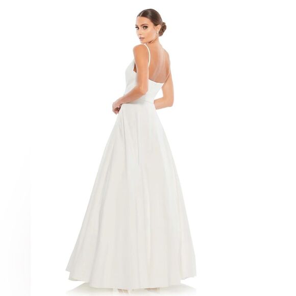 Mac Duggal | 48855 Classic A Line V Neck Ballgown NEW Size 10 Wedding Worthy! - Picture 3 of 11